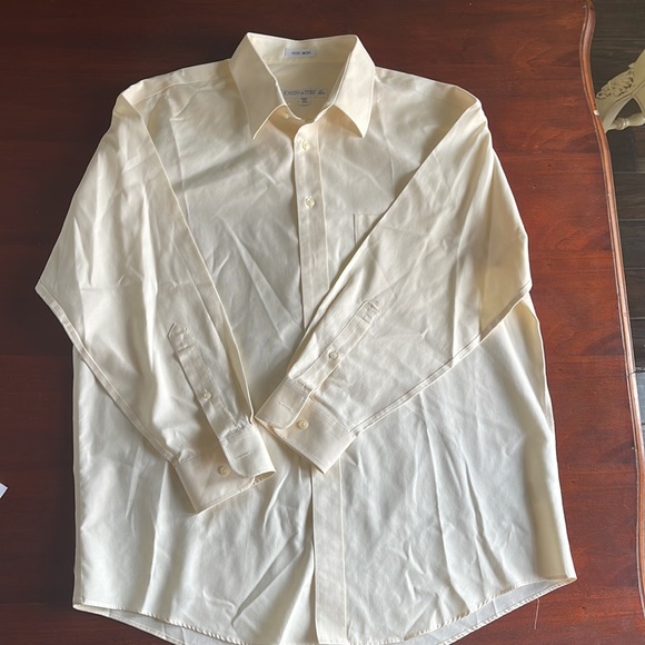 Joseph & Feiss Dress Shirt Size 17 23/33 in Pale Yellow - Picture 3 of 4